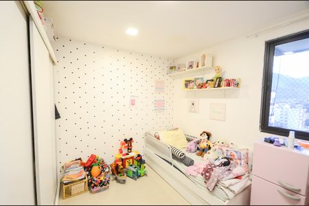 Apartamento à venda com 175m², 2 quartos e 2 vagasQuarto