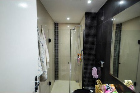 Apartamento à venda com 175m², 2 quartos e 2 vagasBanheiro 1