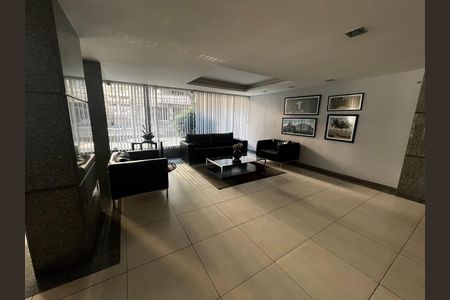 Apartamento à venda com 175m², 2 quartos e 2 vagasHall