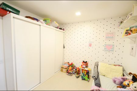 Apartamento à venda com 175m², 2 quartos e 2 vagasQuarto