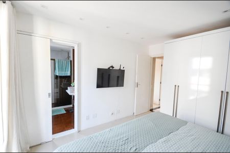 Apartamento à venda com 175m², 2 quartos e 2 vagasSuíte