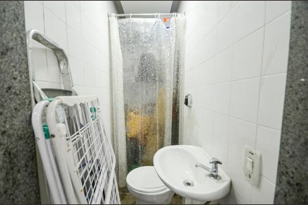 Apartamento à venda com 175m², 2 quartos e 2 vagasBanheiro de Serviço