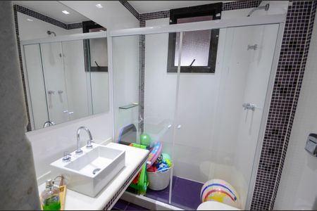 Apartamento à venda com 175m², 2 quartos e 2 vagasBanheiro 2