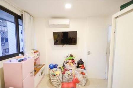 Apartamento à venda com 175m², 2 quartos e 2 vagasQuarto