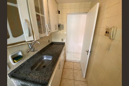 Apartamento para alugar com 50m², 2 quartos e 1 vagaCozinha