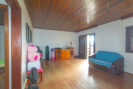 Casa à venda com 330m², 4 quartos e 3 vagas Casa à venda com 330m², 4 quartos e 3 vagasSala 2