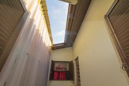 Casa à venda com 330m², 4 quartos e 3 vagas Casa à venda com 330m², 4 quartos e 3 vagasVista do Quarto 3