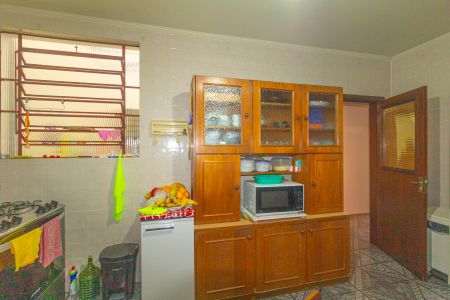 Casa à venda com 330m², 4 quartos e 3 vagas Casa à venda com 330m², 4 quartos e 3 vagasCozinha