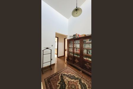 Casa à venda com 212m², 3 quartos e 2 vagas Casa à venda com 212m², 3 quartos e 2 vagasHall dos Quartos