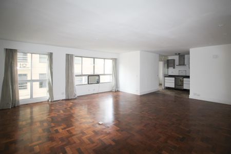 Sala de apartamento à venda com 2 quartos, 117m² em Itaim Bibi, São Paulo