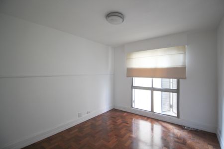 Quarto de apartamento à venda com 2 quartos, 117m² em Itaim Bibi, São Paulo