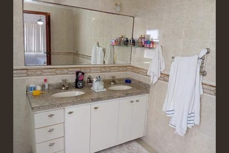 Apartamento à venda com 328m², 4 quartos e 2 vagas