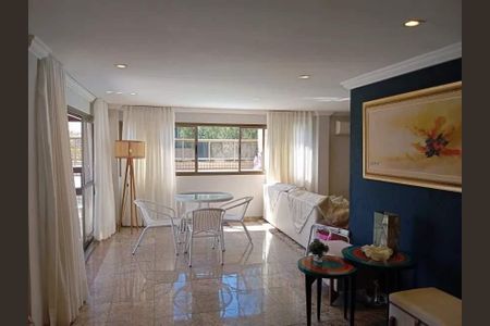 Apartamento à venda com 328m², 4 quartos e 2 vagas