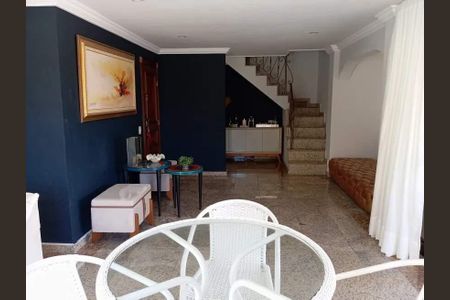 Apartamento à venda com 328m², 4 quartos e 2 vagas