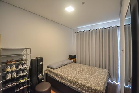 Apartamento à venda com 42m², 1 quarto e 1 vagaQuarto