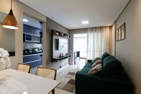 Apartamento para alugar com 67m², 2 quartos e 2 vagas Apartamento para alugar com 67m², 2 quartos e 2 vagasSala
