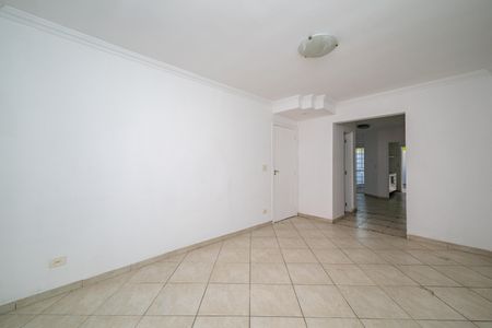 Casa à venda com 109m², 3 quartos e 2 vagasSala