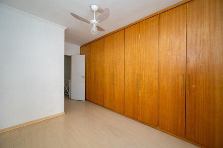 Casa à venda com 109m², 3 quartos e 2 vagasSuíte