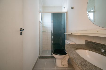 Casa à venda com 109m², 3 quartos e 2 vagasBanheiro da Suíte