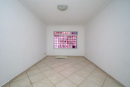 Casa à venda com 109m², 3 quartos e 2 vagasSala