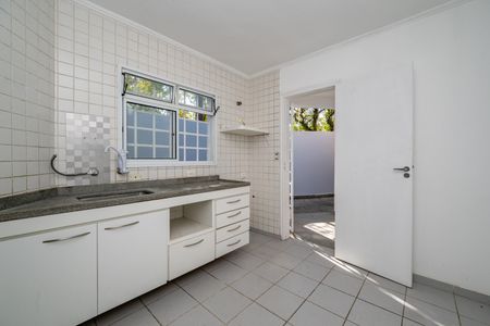 Casa à venda com 109m², 3 quartos e 2 vagasCozinha