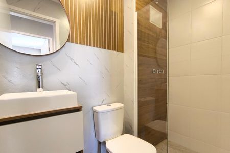 Apartamento à venda com 58m², 2 quartos e 2 vagas Apartamento à venda com 58m², 2 quartos e 2 vagasBanheiro