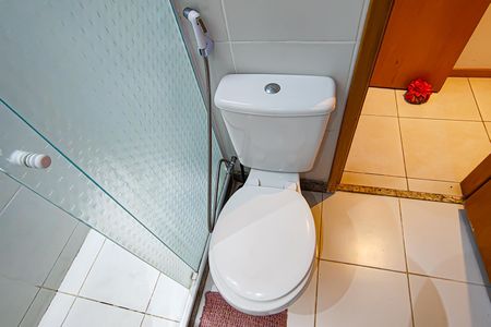 Apartamento à venda com 79m², 3 quartos e 2 vagasBanheiro da Suíte 