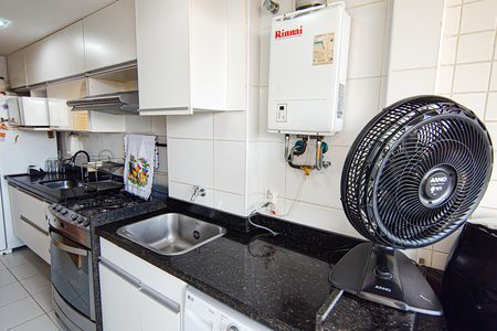 Apartamento à venda com 79m², 3 quartos e 2 vagasCozinha e Área de Serviço