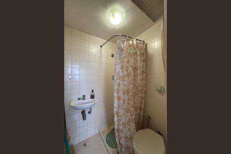 Apartamento à venda com 140m², 3 quartos e 2 vagasÁrea de serviço - suíte