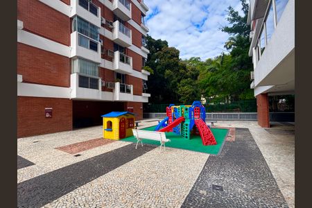 Apartamento à venda com 140m², 3 quartos e 2 vagasÁrea comum parque