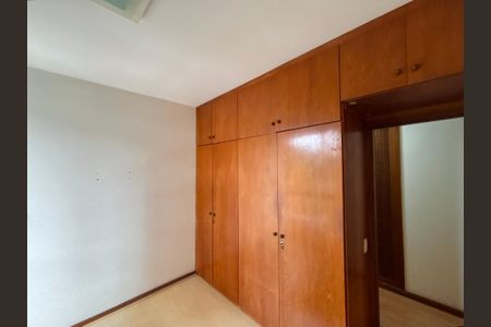 Apartamento à venda com 140m², 3 quartos e 2 vagasQuarto 1