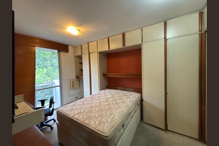 Apartamento à venda com 140m², 3 quartos e 2 vagasSuíte