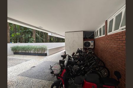 Apartamento à venda com 140m², 3 quartos e 2 vagasÁrea comum bicicletário