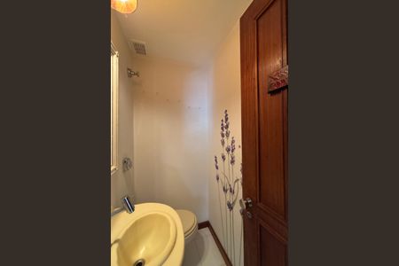 Apartamento à venda com 140m², 3 quartos e 2 vagasLavabo