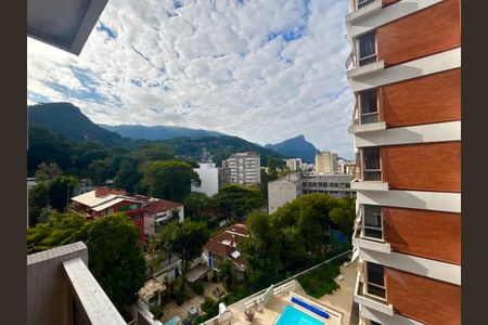 Apartamento à venda com 140m², 3 quartos e 2 vagasSala - vista para o Cristo Redentor