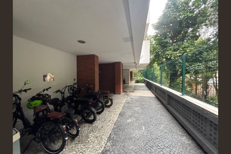 Apartamento à venda com 140m², 3 quartos e 2 vagasÁrea comum bicicletário 2