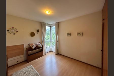 Apartamento à venda com 140m², 3 quartos e 2 vagasQuarto 2