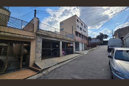 Casa à venda com 141m², 2 quartos e 2 vagasFoto 01