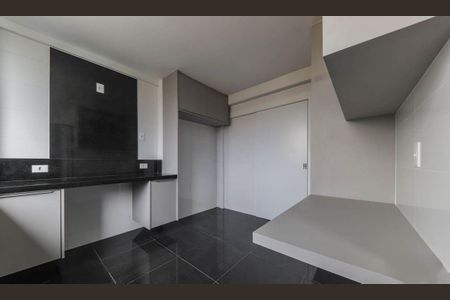 Apartamento à venda com 281m², 4 quartos e 4 vagasCozinha