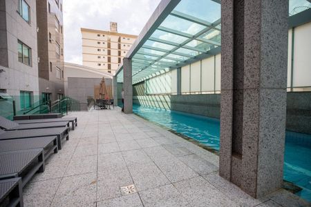 Apartamento à venda com 281m², 4 quartos e 4 vagasPiscina Coberta