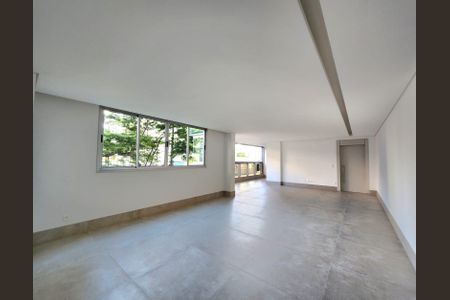 Apartamento à venda com 281m², 4 quartos e 4 vagasSala