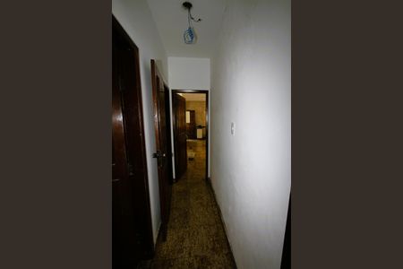 Casa para alugar com 300m², 5 quartos e 4 vagasCorredor