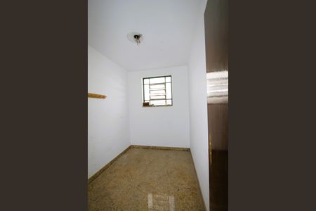 Casa para alugar com 300m², 5 quartos e 4 vagasQuarto de Serviço