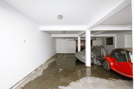 Casa para alugar com 300m², 5 quartos e 4 vagasGaragem