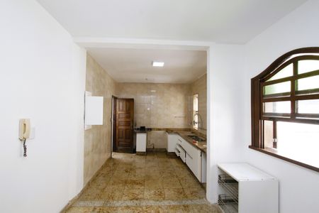 Casa para alugar com 300m², 5 quartos e 4 vagasCozinha