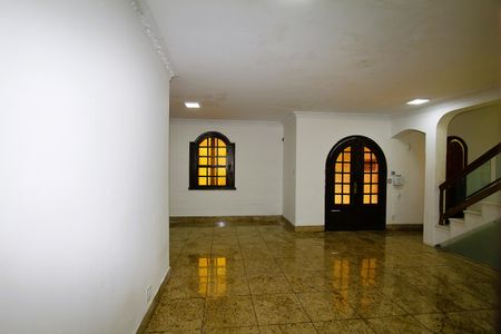 Casa para alugar com 300m², 5 quartos e 4 vagasSala