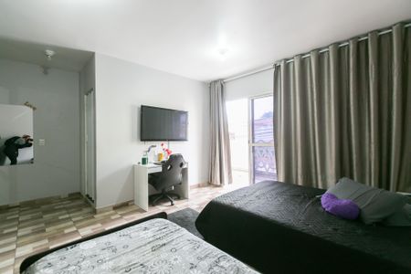 Casa à venda com 180m², 2 quartos e 2 vagasSuíte