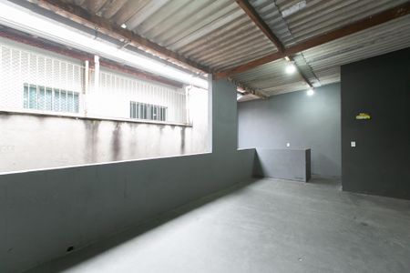 Casa à venda com 180m², 2 quartos e 2 vagasÁrea comum