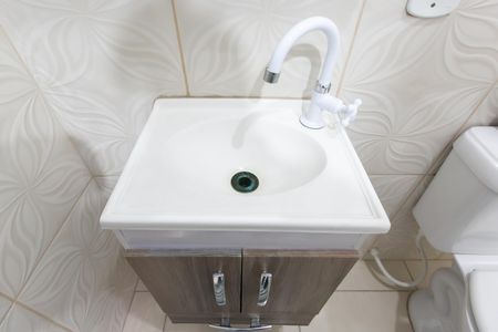 Casa à venda com 180m², 2 quartos e 2 vagasBanheiro 2