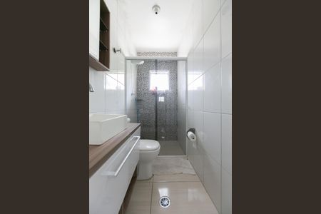 Casa à venda com 180m², 2 quartos e 2 vagasBanheiro da Suíte